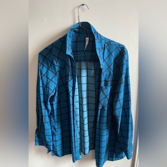 Bundle deal: One EUC & NWT.  2 NY Collection button up shirts. - Picture 4 of 15